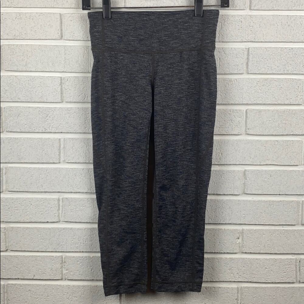 Athleta Women's Gray Active Wear Workout Yoga Running Crop Leggings Size XS
